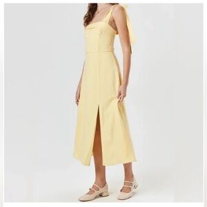 Trixxi Yellow Midi Dress NWT Size Medium